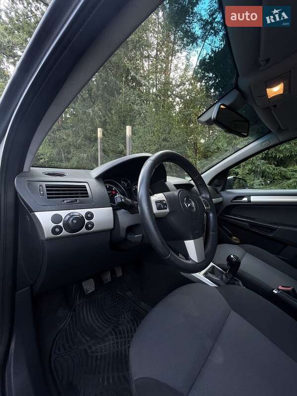 Универсал Opel Astra 2007 в Цумани фото 19 Универсал Opel Astra 2007 в Цумани