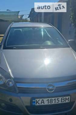 Хетчбек Opel Astra 2006 в Дніпрі