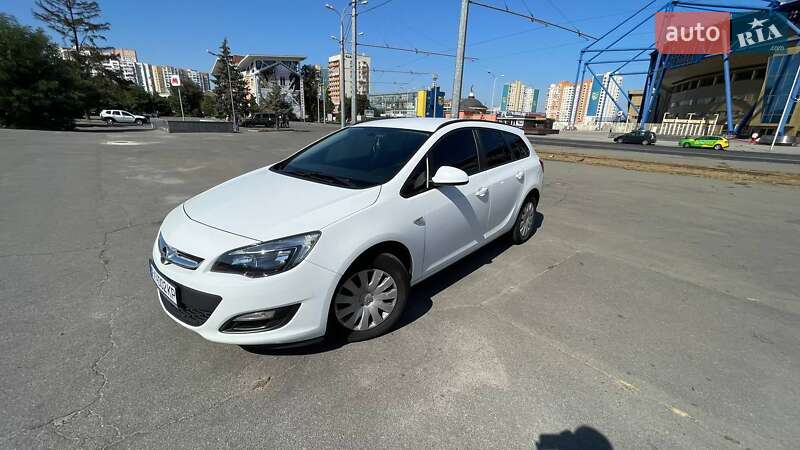 Opel Astra 2013