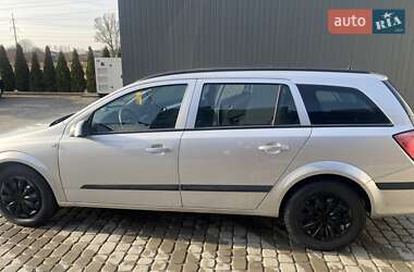 Универсал Opel Astra 2005 в 