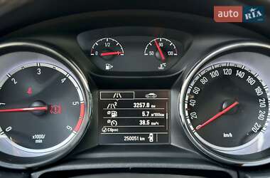 Универсал Opel Astra 2016 в 
