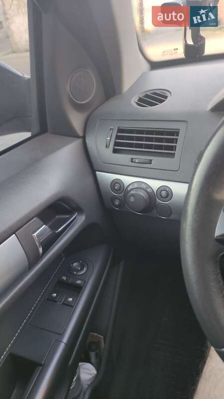 Универсал Opel Astra 2009 в Житомире фото 2 Универсал Opel Astra 2009 в Житомире