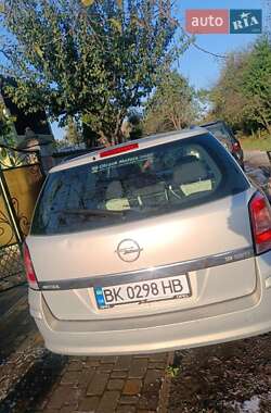 Хетчбек Opel Astra 2008 в 