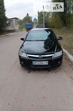 Седан Opel Astra 2008 в Коростене