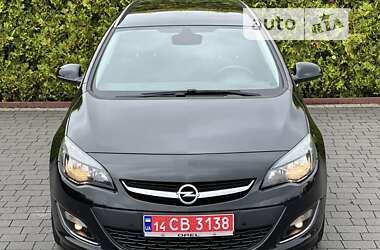 Универсал Opel Astra 2013 в Стрые