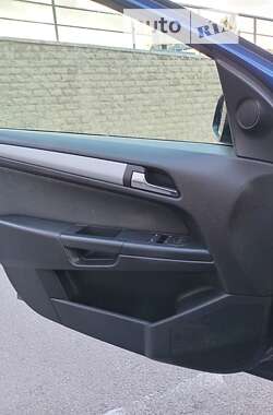 Універсал Opel Astra 2006 в 