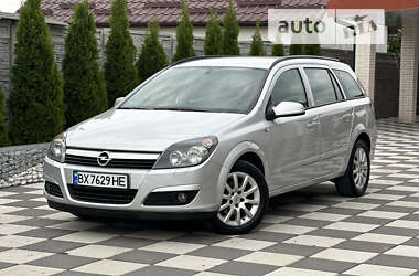 Универсал Opel Astra 2005 в Летичеве