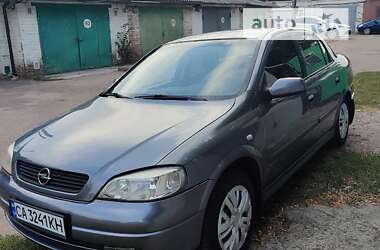 Седан Opel Astra 2008 в Черкасах