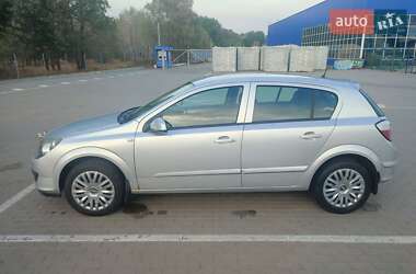 Хэтчбек Opel Astra 2006 в Сумах