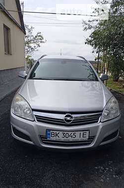 Універсал Opel Astra 2009 в Костопілі