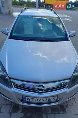Универсал Opel Astra 2010 в 