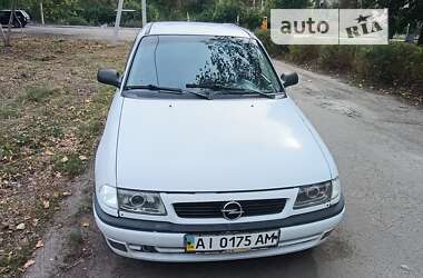 Хэтчбек Opel Astra 1995 в Белой Церкви