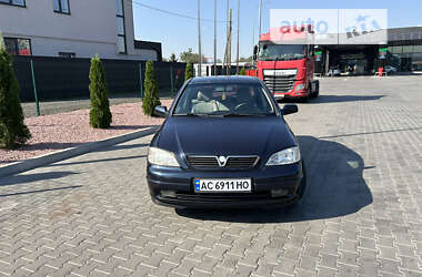 Седан Opel Astra 2001 в Луцке