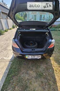 Хетчбек Opel Astra 2010 в Дмитрівці