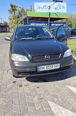 Седан Opel Astra 2007 в Рівному