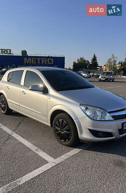 Хетчбек Opel Astra 2007 в Житомирі