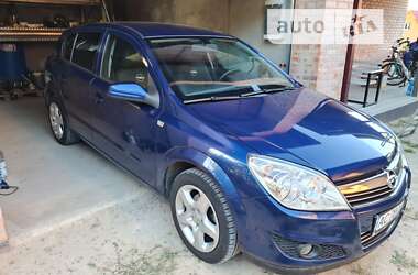 Хетчбек Opel Astra 2008 в Луцьку