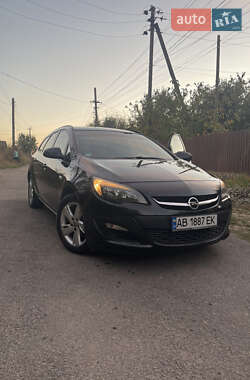 Универсал Opel Astra 2012 в Виннице