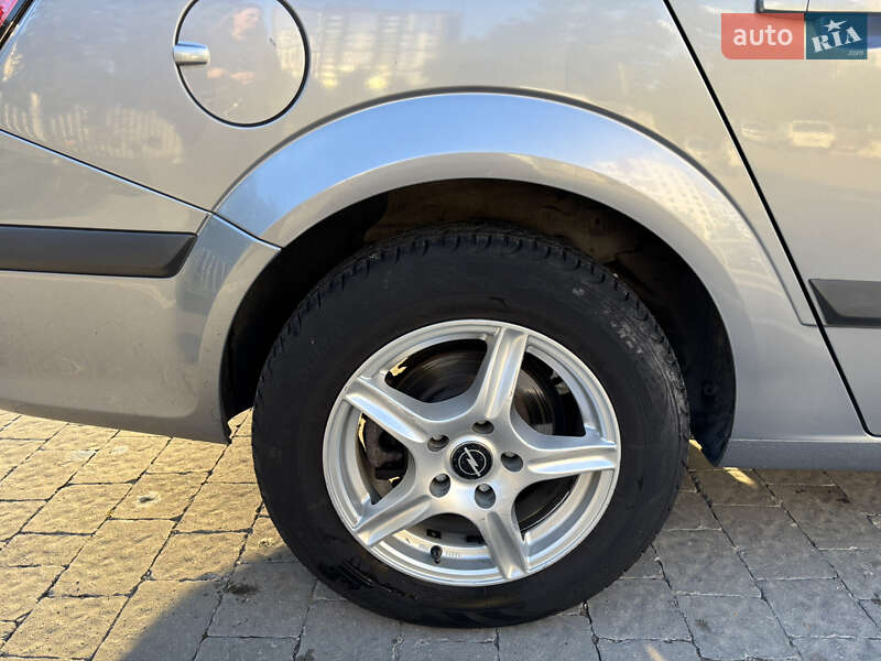 Универсал Opel Astra 2005 в Тернополе