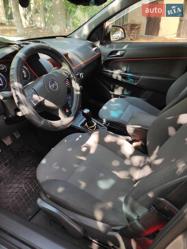 Универсал Opel Astra 2011 в Вапнярке
