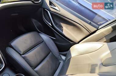 Универсал Opel Astra 2017 в 