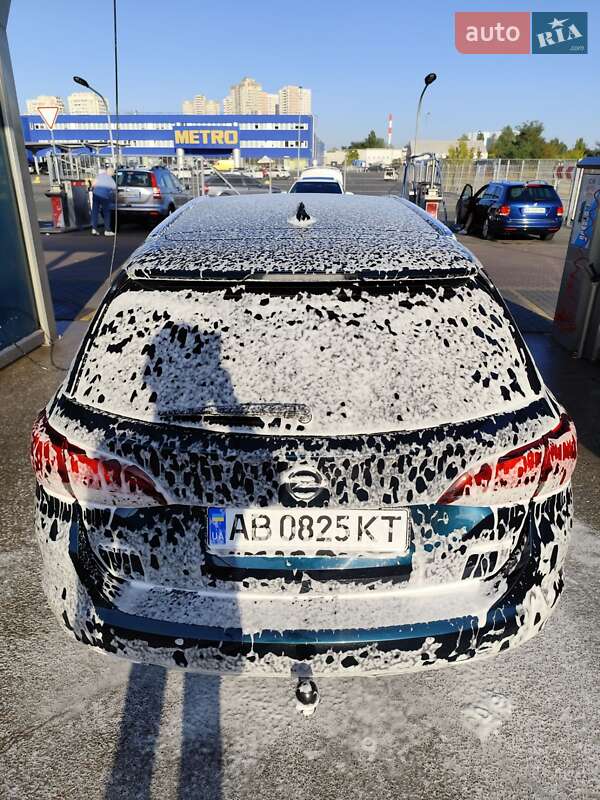 Универсал Opel Astra 2017 в Киеве