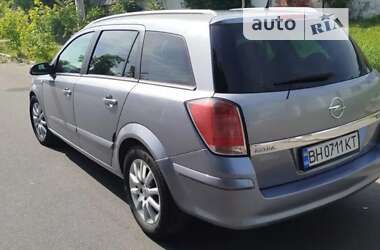 Універсал Opel Astra 2005 в Одесі