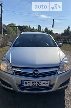 Універсал Opel Astra 2007 в Луцьку