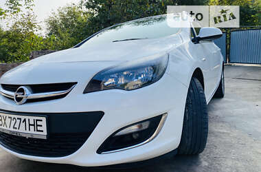 Универсал Opel Astra 2013 в Каменец-Подольском