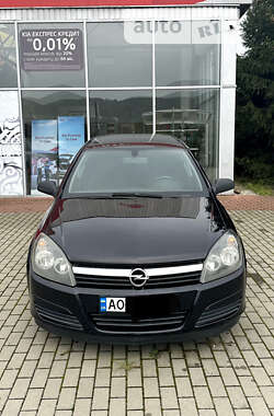 Універсал Opel Astra 2004 в Хусті