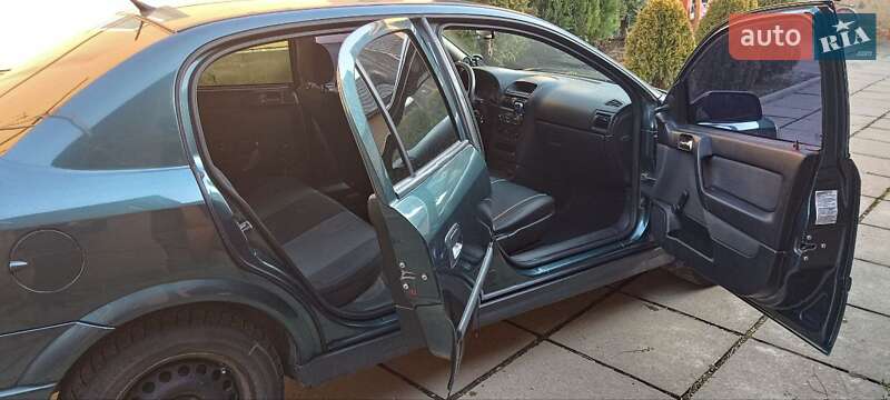 Седан Opel Astra 2004 в Мукачево фото 5 Седан Opel Astra 2004 в Мукачево