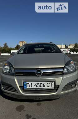 Универсал Opel Astra 2006 в Полтаве