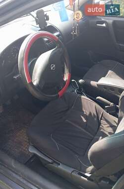 Универсал Opel Astra 2001 в 