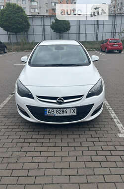 Универсал Opel Astra 2014 в Виннице