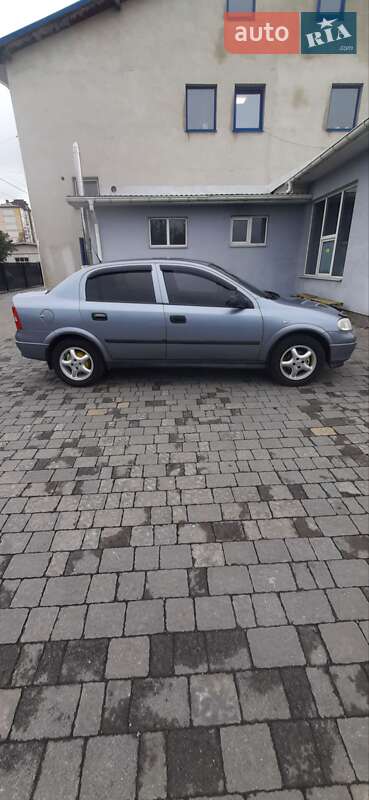Седан Opel Astra 2007 в Ивано-Франковске