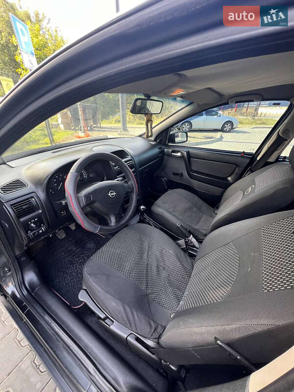Седан Opel Astra 2007 в Бориславе