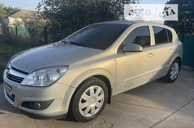 Хетчбек Opel Astra 2007 в Тульчині