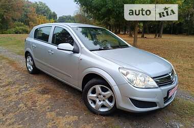 Хэтчбек Opel Astra 2008 в Нежине