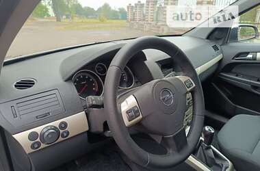 Хетчбек Opel Astra 2008 в Ніжині