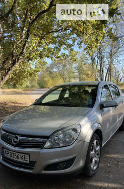 Хэтчбек Opel Astra 2008 в Запорожье