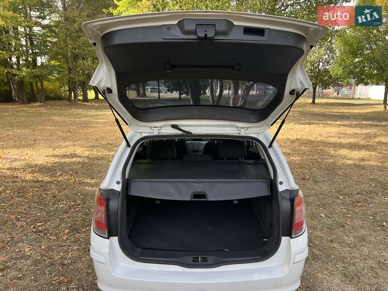 Универсал Opel Astra 2010 в Нежине фото 41 Универсал Opel Astra 2010 в Нежине