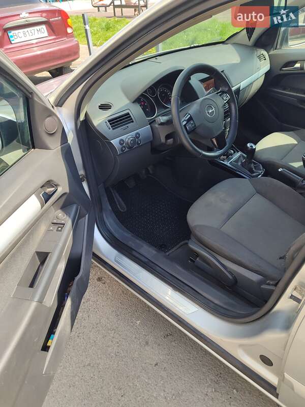 Універсал Opel Astra 2008 в Львові фото 15 Універсал Opel Astra 2008 в Львові