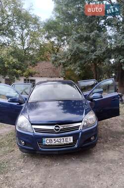 Универсал Opel Astra 2010 в 