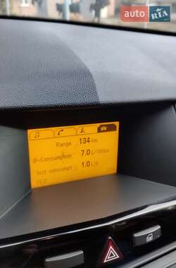 Универсал Opel Astra 2010 в 