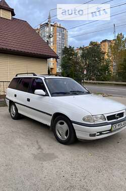 Універсал Opel Astra 1997 в Чернівцях