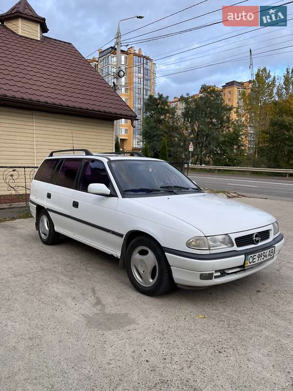 Универсал Opel Astra 1997 в 