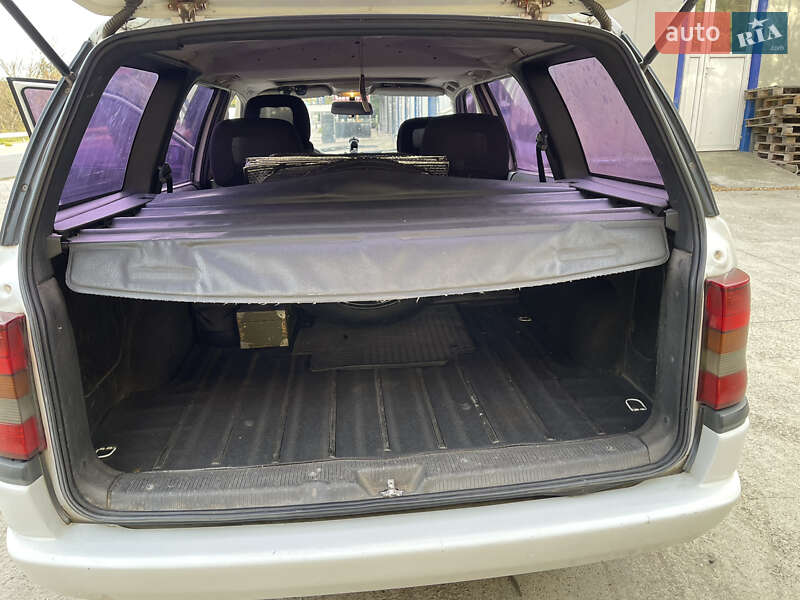 Универсал Opel Astra 1997 в Черновцах