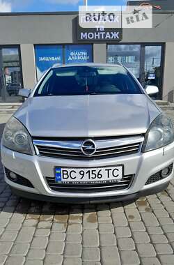 Універсал Opel Astra 2008 в Львові