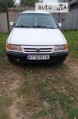 Хэтчбек Opel Astra 1993 в Коломые