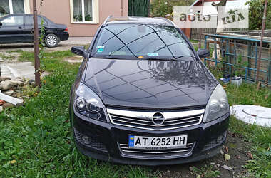 Універсал Opel Astra 2008 в Коломиї